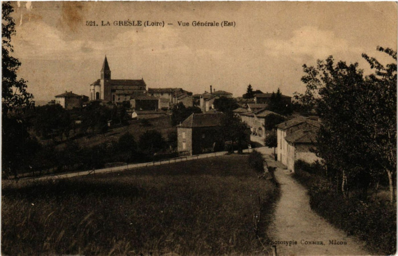 Carte postale ancienne La Gresle - Vue Générale (Est) à La Gresle