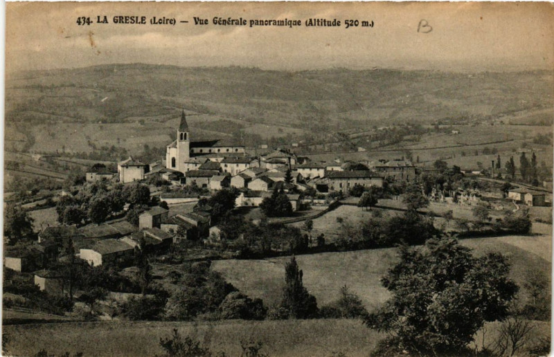 Carte postale ancienne La Gresle - Vue Générale panoramique (Altitude 520 m) à La Gresle