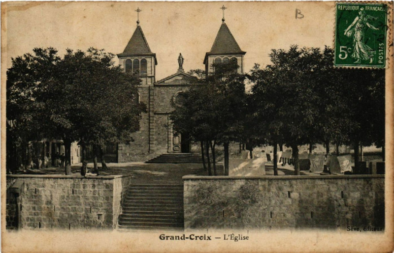 Carte postale ancienne Grand-Croix - L'Eglise