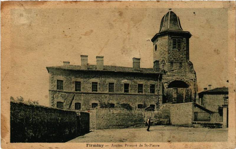 Carte postale ancienne Firminy - Ancien Prieuré de St-Pierre à Firminy