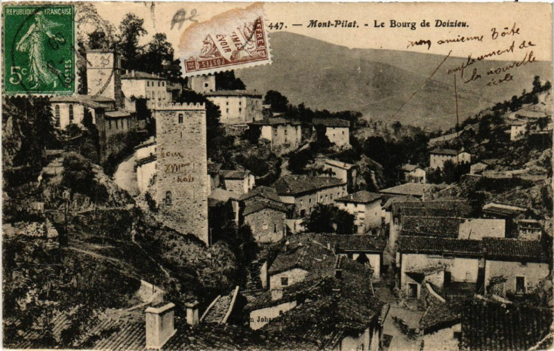 Carte postale ancienne Mont-Pilat - Le Bourg de Doizieux à Doizieux