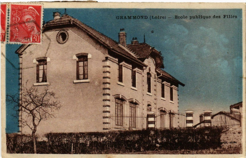 Carte postale ancienne Grammond - Ecole publique des Filles à Grammond