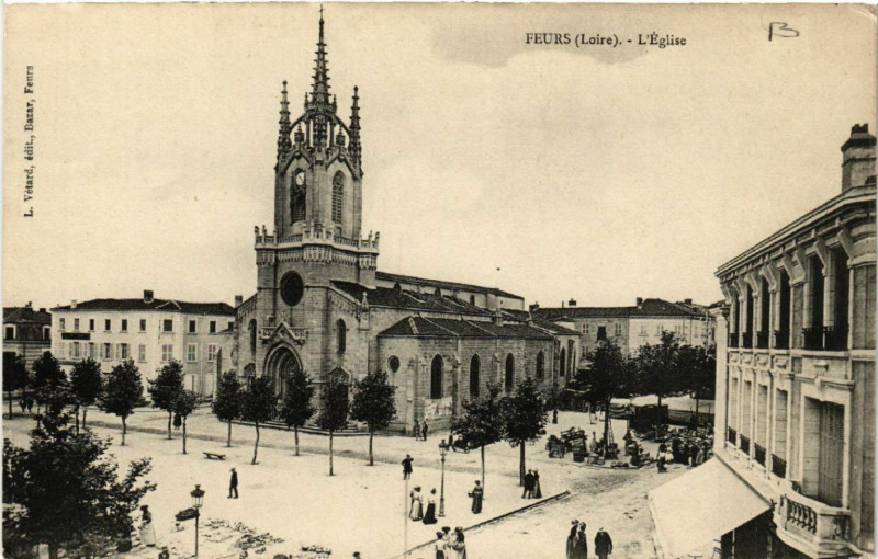 Carte postale ancienne Feurs - L'Eglise à Feurs