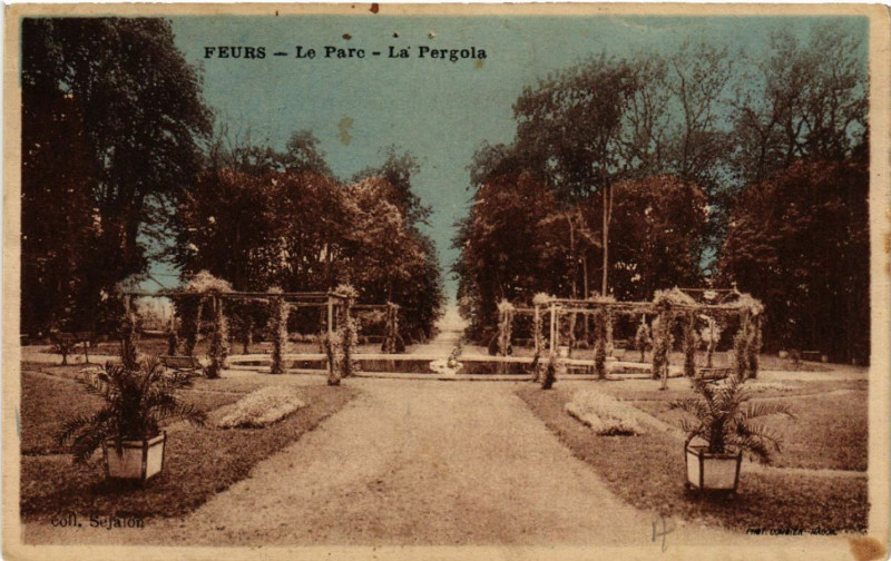 Carte postale ancienne Feurs - Le Parc - La Pergola à Feurs