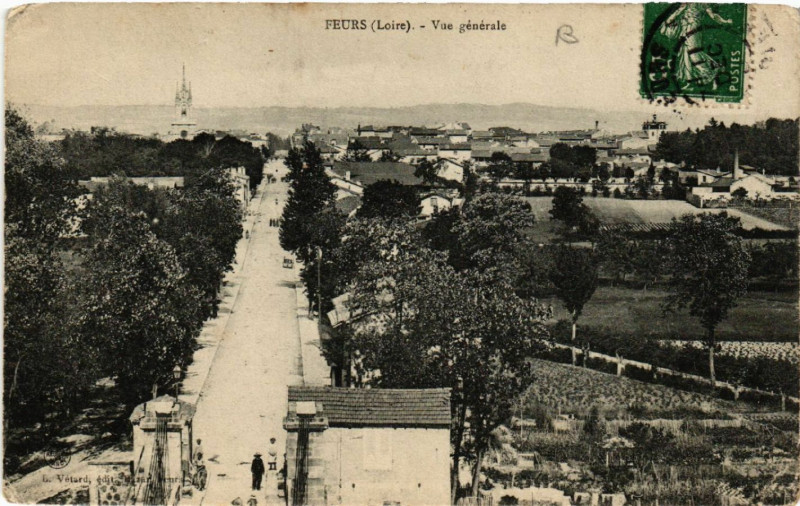 Carte postale ancienne Feurs - Vue générale à Feurs