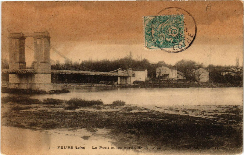 Carte postale ancienne Feurs - Le Pont et les bords de la Loire à Feurs