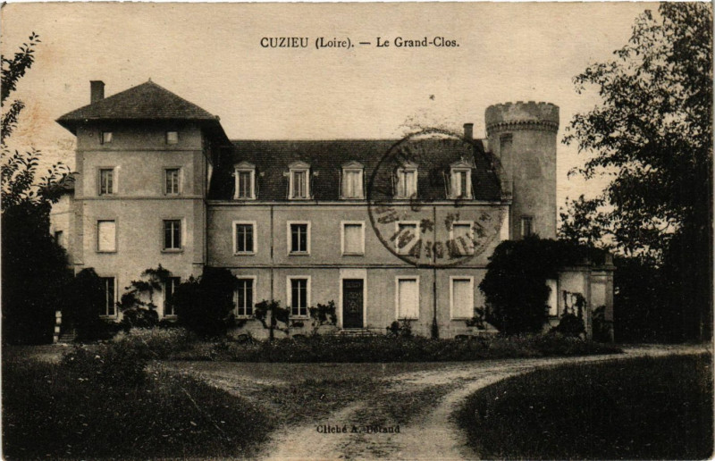 Carte postale ancienne Cuzieu - Le Grand-Clos à Cuzieu