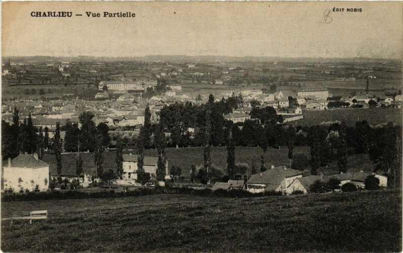 Carte postale ancienne Charlieu - Vue Partielle à Charlieu
