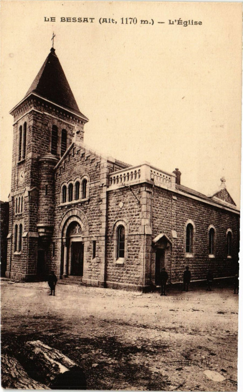 Carte postale ancienne Le Bessat (Alt 1170 m) - L'Eglise au Bessat
