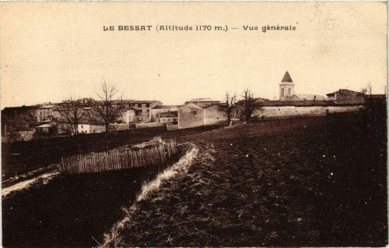 Carte postale ancienne Le Bessat (Altitude 1170 m) - Vue générale au Bessat