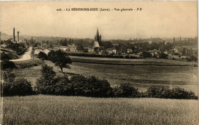 Carte postale ancienne La Benissons-Dieu - Vue générale