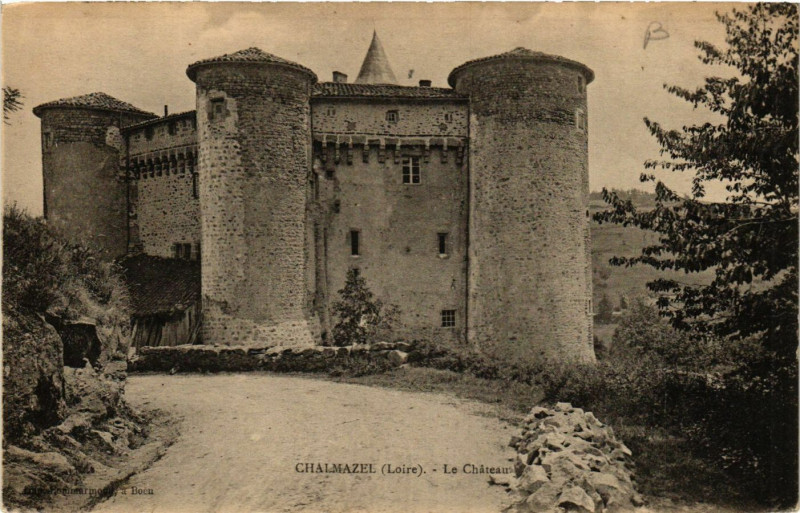 Carte postale ancienne Chalmazel - Le Chateau