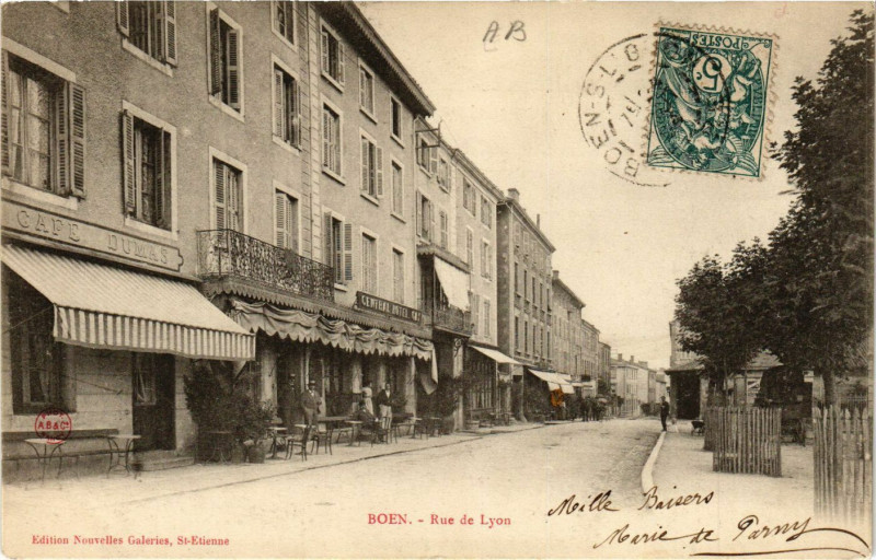 Carte postale ancienne Boen - Rue de Lyon