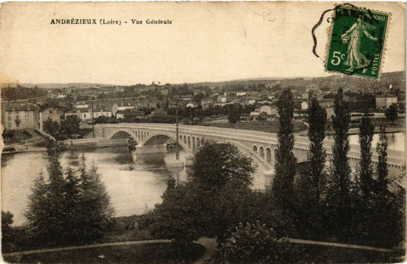 Carte postale ancienne Andrezieux - Vue Générale