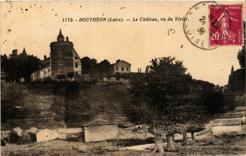 Carte postale ancienne Boutheon - Le Chateau vu du Vivier