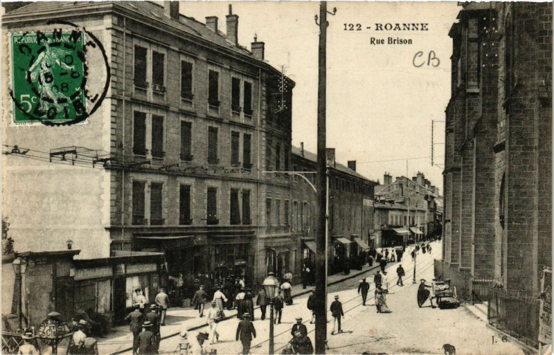 Carte postale ancienne Roanne Rue Brison à Roanne
