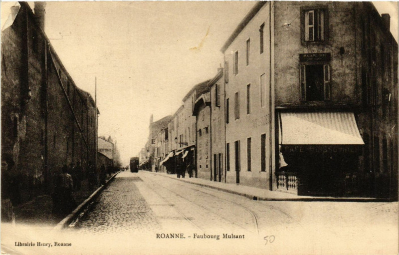 Carte postale ancienne Roanne Faubourg Mulsant à Roanne