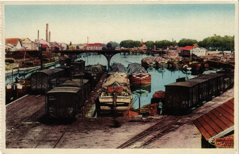 Carte postale ancienne Roanne Le Port à Roanne