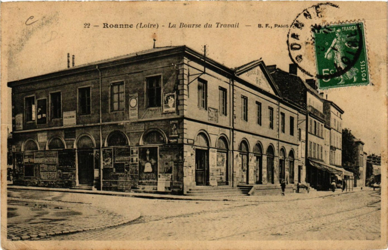 Carte postale ancienne Roanne La Bourse du Travail à Roanne