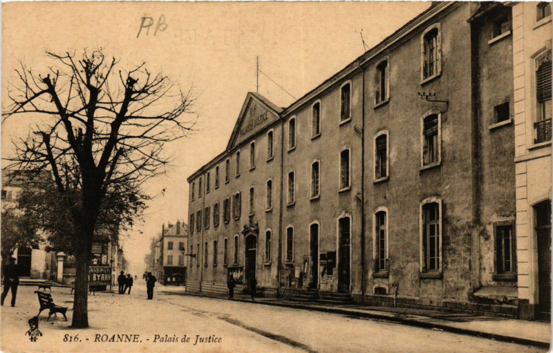Carte postale ancienne Roanne Palais de Justice à Roanne