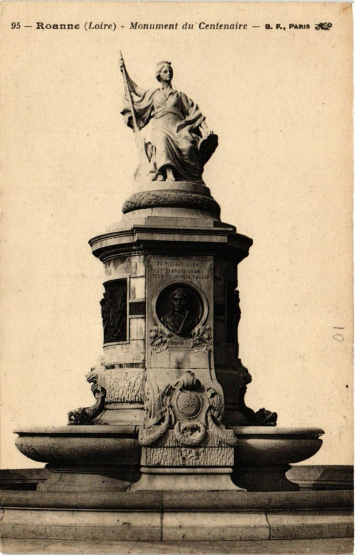 Carte postale ancienne Roanne Monument du Centenaire à Roanne