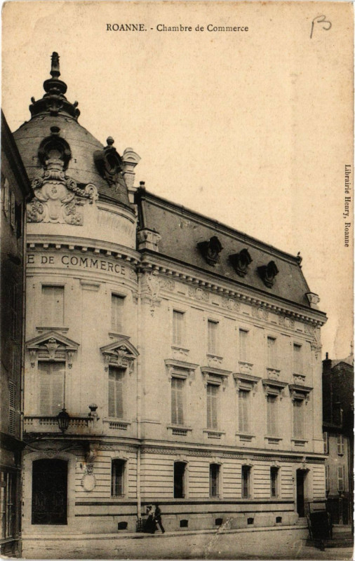 Carte postale ancienne Roanne Chambre de Commerce à Roanne