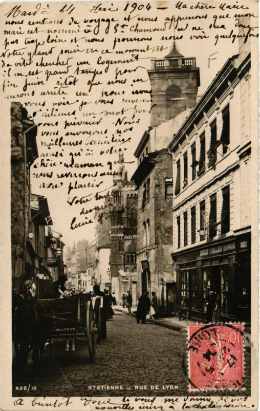 Carte postale ancienne Saint-Etienne Rue de Lyon