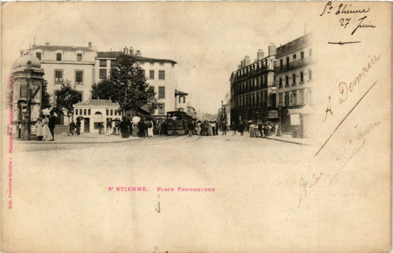 Carte postale ancienne Saint-Etienne Place Fourneyron
