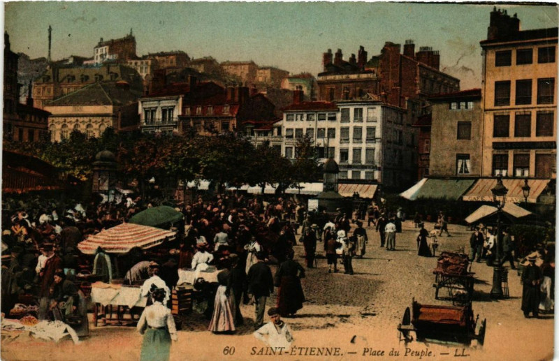 Carte postale ancienne Saint-Etienne Place du Peuple