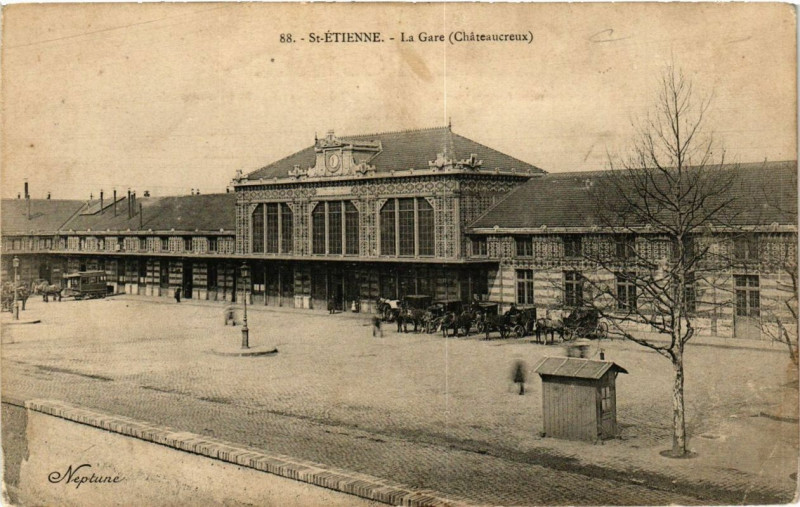 Carte postale ancienne Saint-Etienne La Gare Chateaucreux