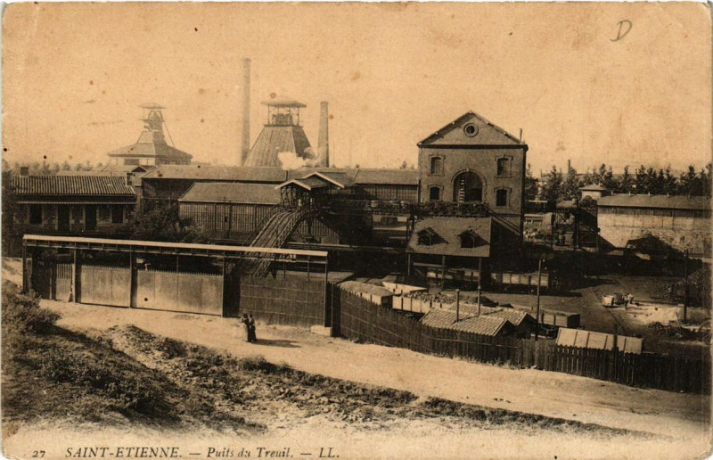 Carte postale ancienne Saint-Etienne Puits du Treuil