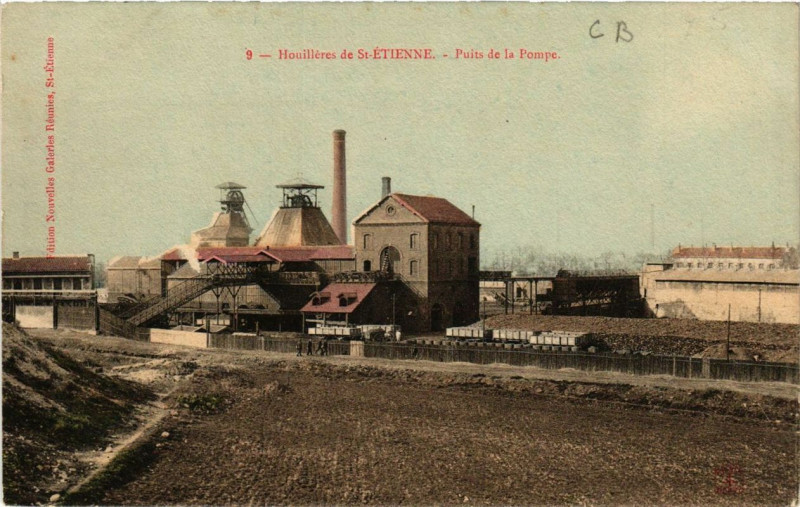 Carte postale ancienne Saint-Etienne Puits de la Pompe