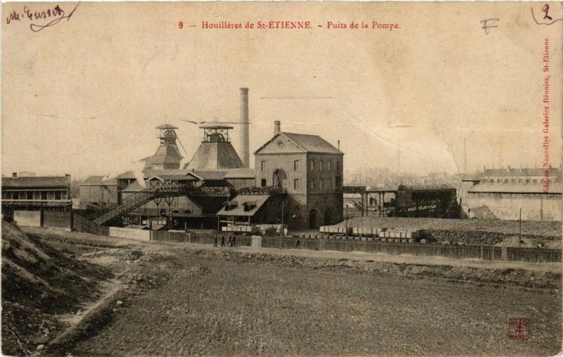 Carte postale ancienne Saint-Etienne puits de la Pompe