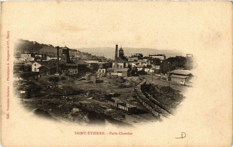 Carte postale ancienne St-Etienne Puits Chatelus à Châtelus