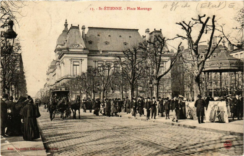 Carte postale ancienne Place Marengo à Saint-Étienne