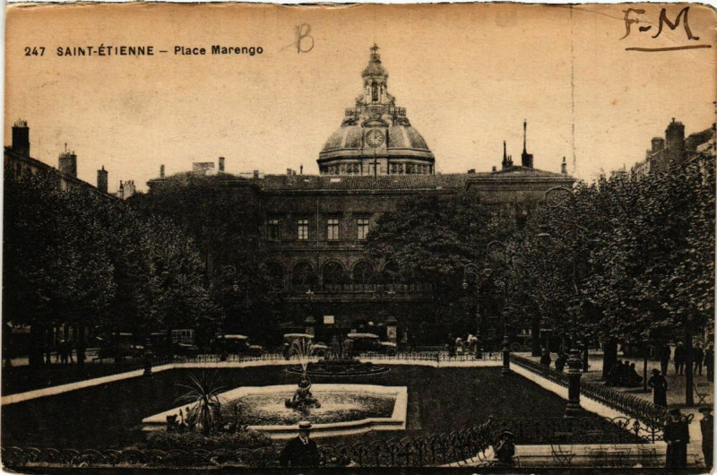 Carte postale ancienne Saint-Etienne Place Marengo
