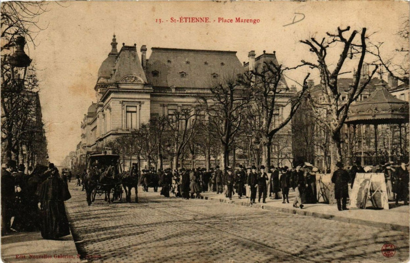 Carte postale ancienne Place Marengo à Saint-Étienne