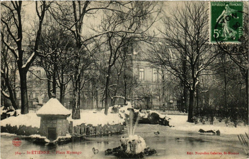 Carte postale ancienne Saint-Etienne Place Marengo