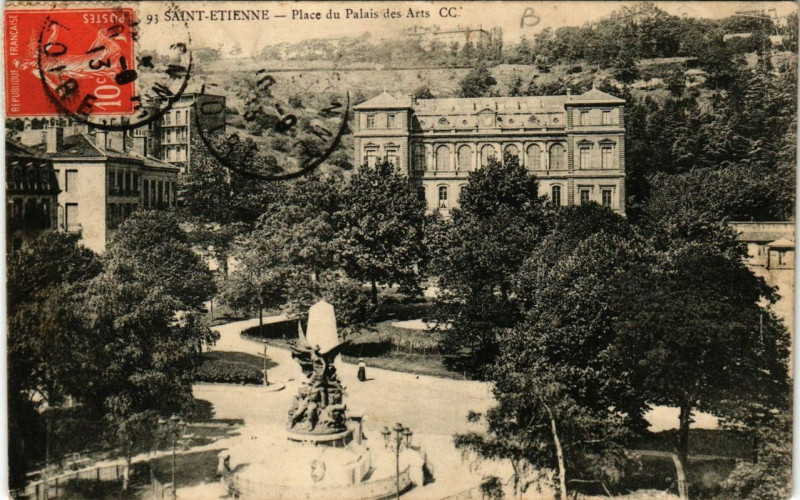 Carte postale ancienne Saint-Etienne Place du Plais des Arts