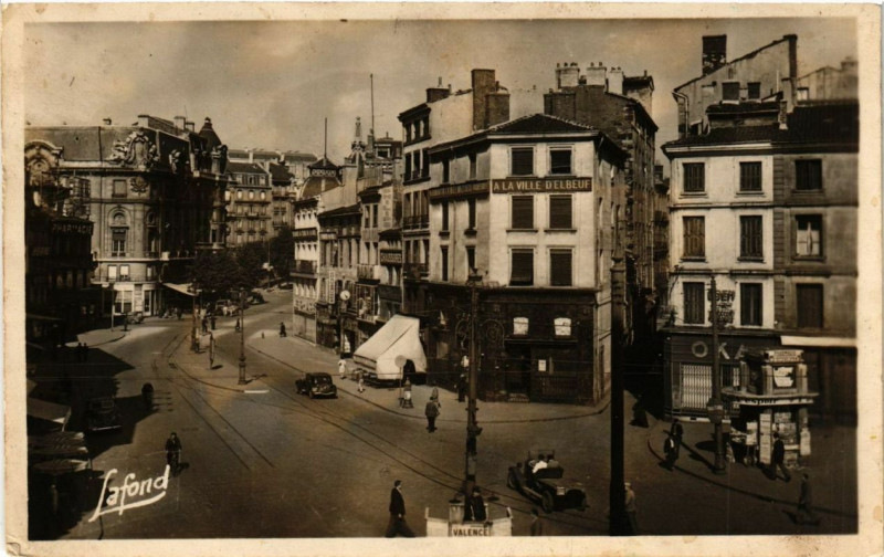 Carte postale ancienne Saint-Etienne Place du Peuple