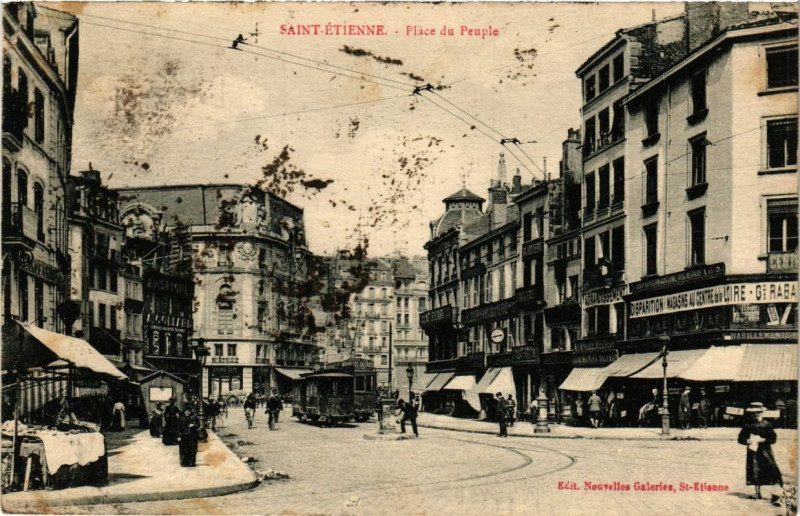 Carte postale ancienne Saint-Etienne Place du Peuple