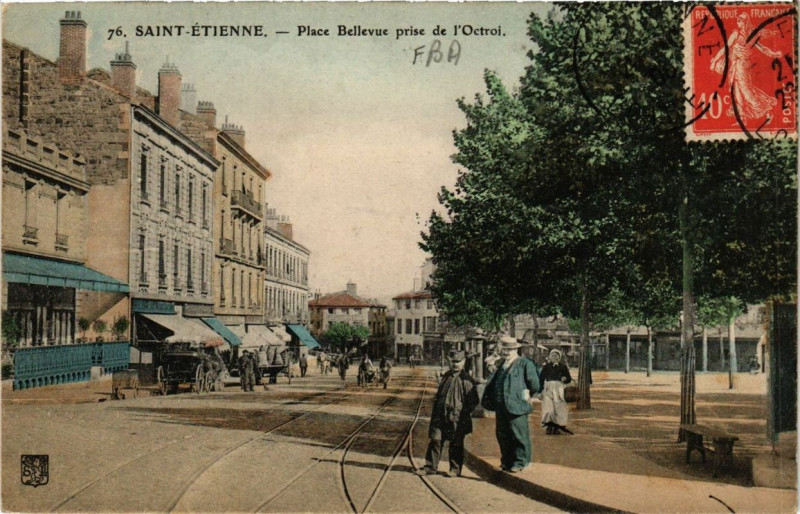 Carte postale ancienne Saint-Etienne Place Bellevue prise de l'Octroi