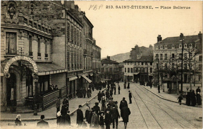 Carte postale ancienne Saint-Etienne Place Bellevue