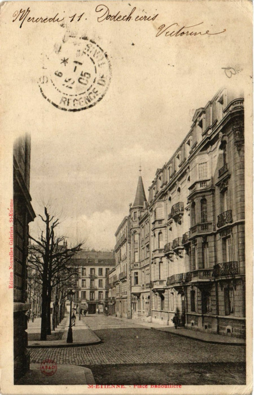Carte postale ancienne Saint-Etienne Place Badouillere