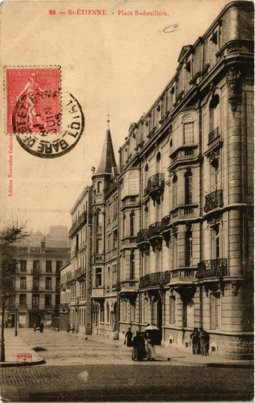 Carte postale ancienne Saint-Etienne Place Badouillere