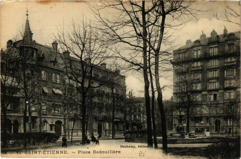 Carte postale ancienne Saint-Etienne Place Badouillere