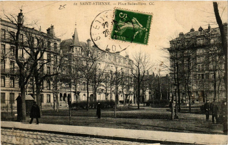Carte postale ancienne Saint-Etienne Place Badouillere