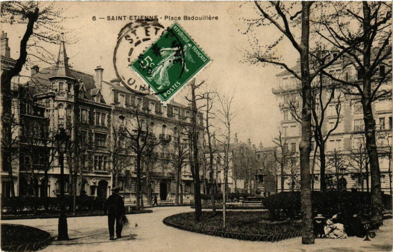 Carte postale ancienne Saint-Etienne Place Badouillere