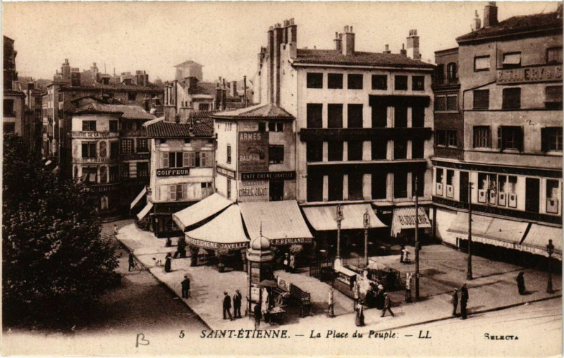 Carte postale ancienne Saint-Etienne La Place du Peuple `