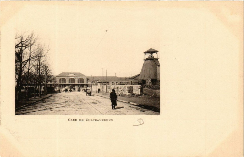 Carte postale ancienne Saint-Etienne Gare de Chateaucreux